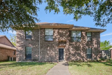 4031 Rocky Ledge Dr Balch Springs, TX 75180